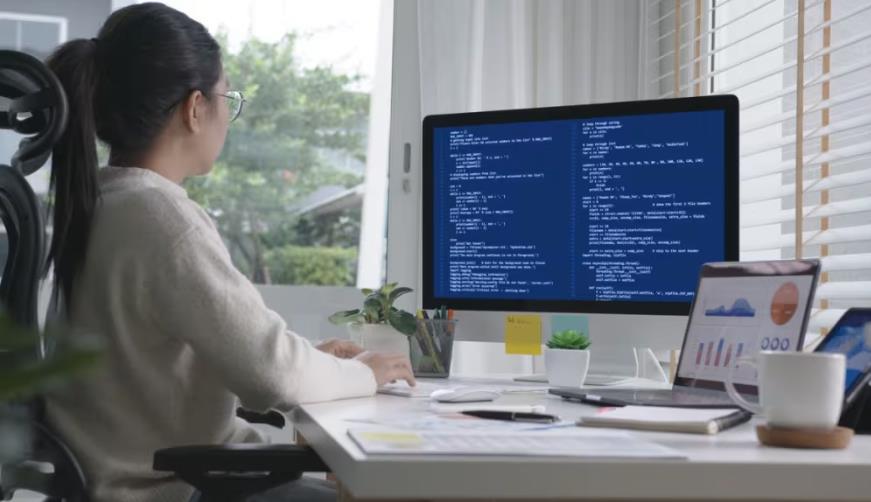 东阿县企业数字化解决方案:机器学习赋能商业模式升级的核心路径
